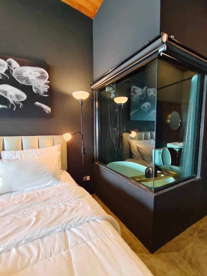 בנגקוק Mr Black & Ms White -Self Check In Accommodation מראה חיצוני תמונה
